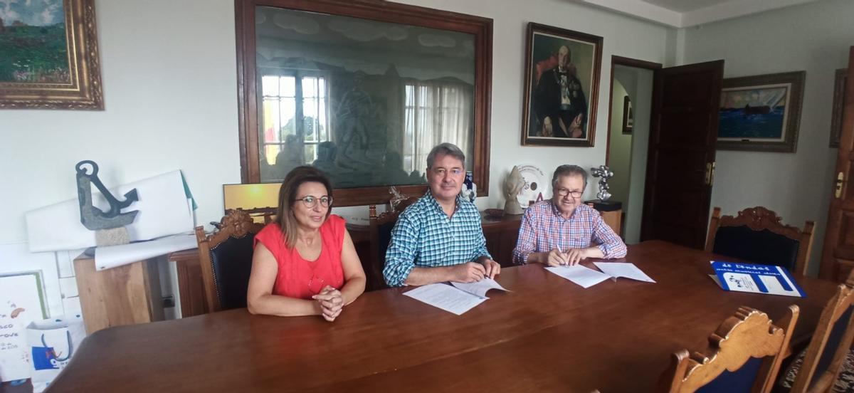 Una de las apariciones públicas de Noemi Outeda en su etapa como concejala y diputada provincial. Una de las apariciones públicas de Noemi Outeda en su etapa como concejala y diputada provincial.