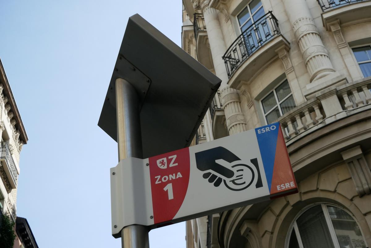 El contrato de la zona azul y naranja en Zaragoza está valorado en 98 millones y tiene diez años de duración.