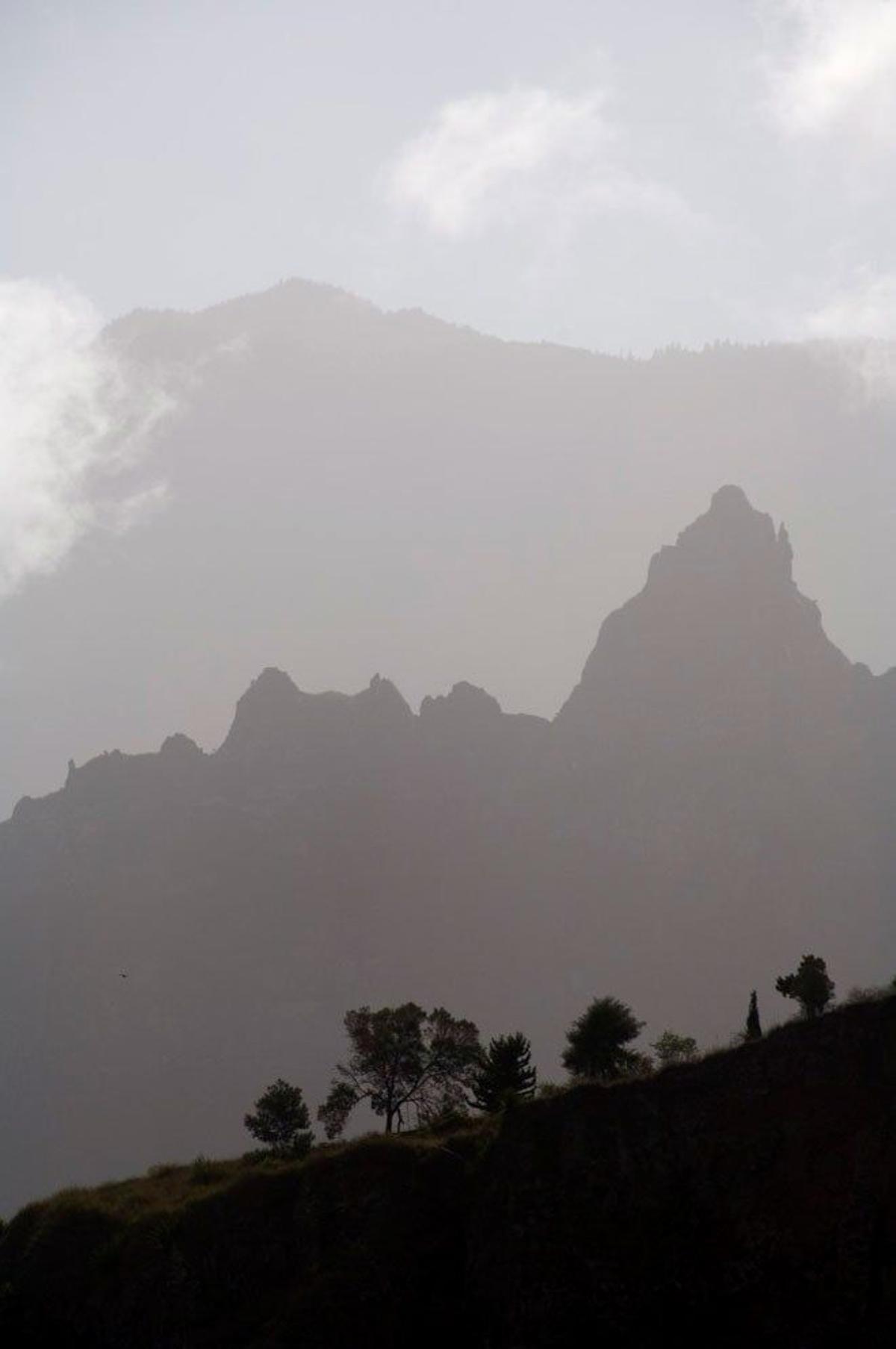 Paisaje montañoso cerca de Corda, en la isla de Santo Antao, Cabo Verde.