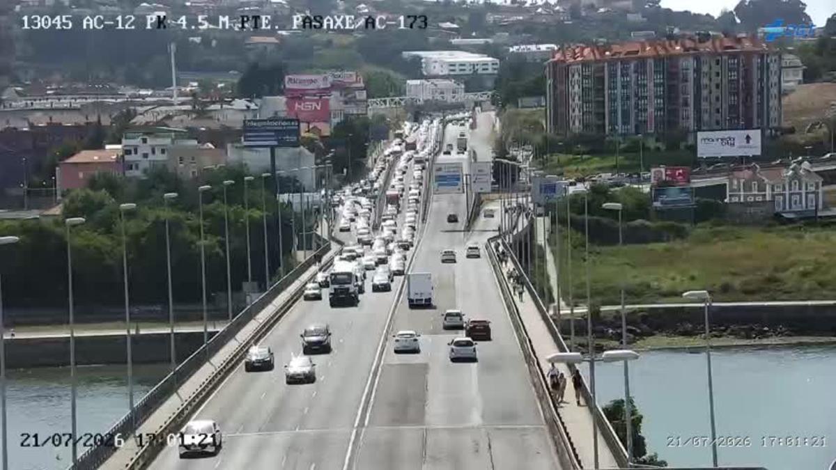El coche averiado, en las cámaras de la DGT