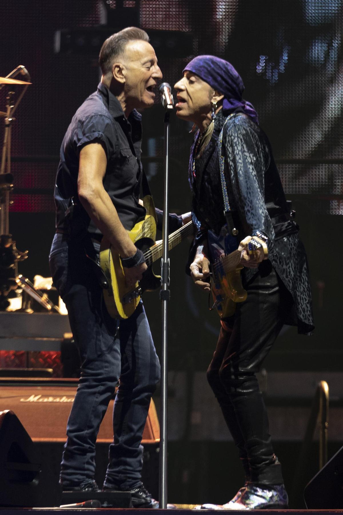 Bruce Springsteen en concierto en el Estadi Olimpic de Barcelona