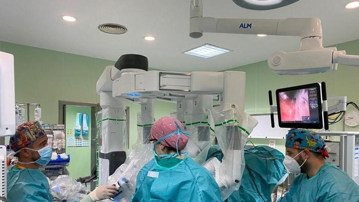 El ‘mapa’ 3D con IA que ayuda a operar el cáncer renal en el Hospital Clínico de Málaga