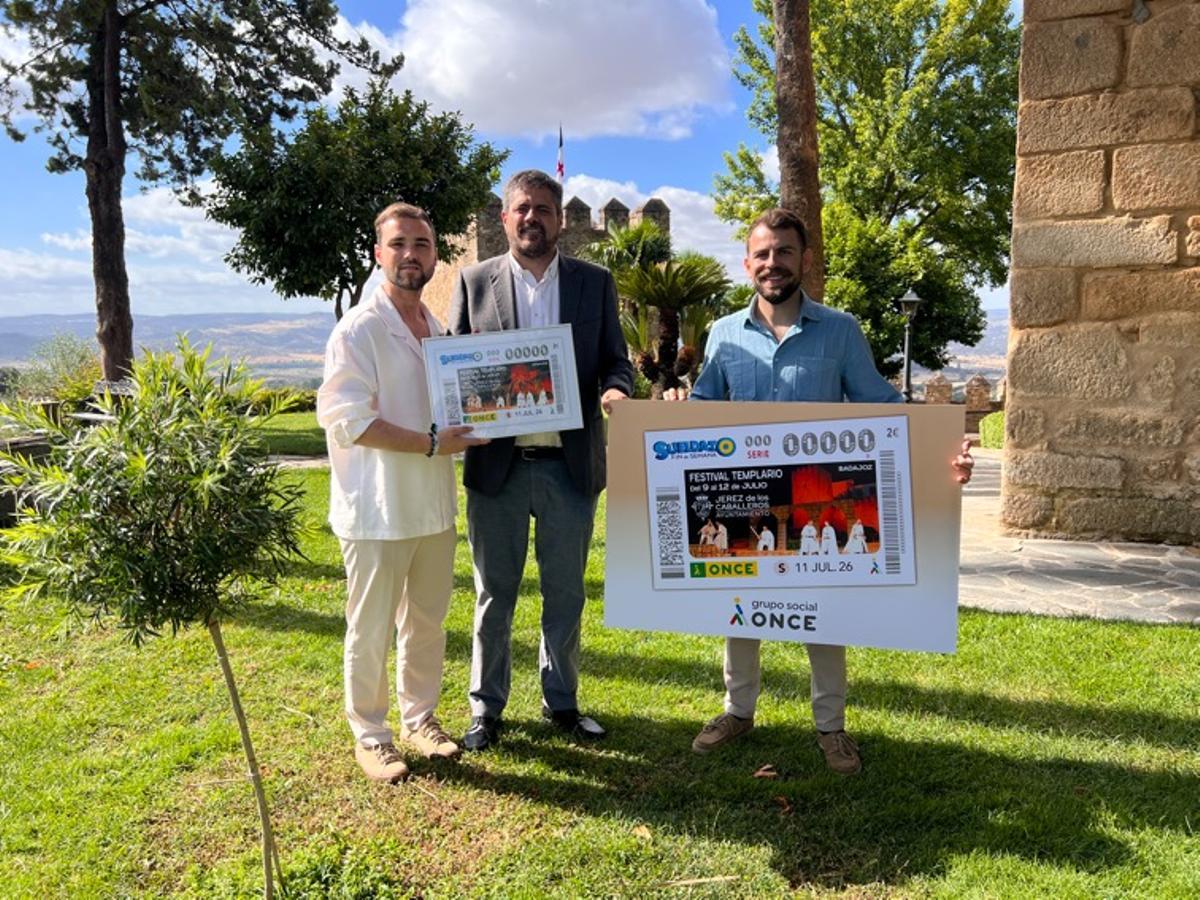 Presentación del cupón de la ONCE en la Alcazaba de Jerez de los Caballeros.