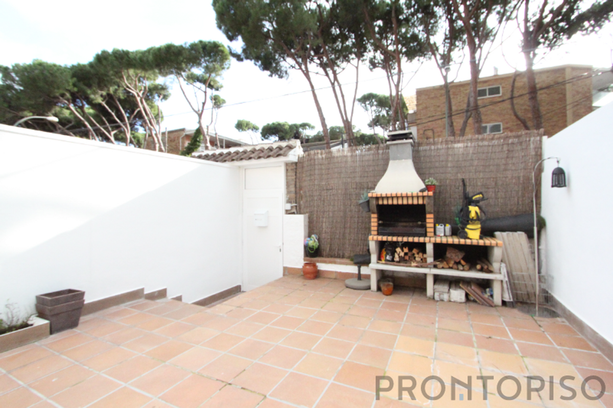 Exterior piso Castelldefels