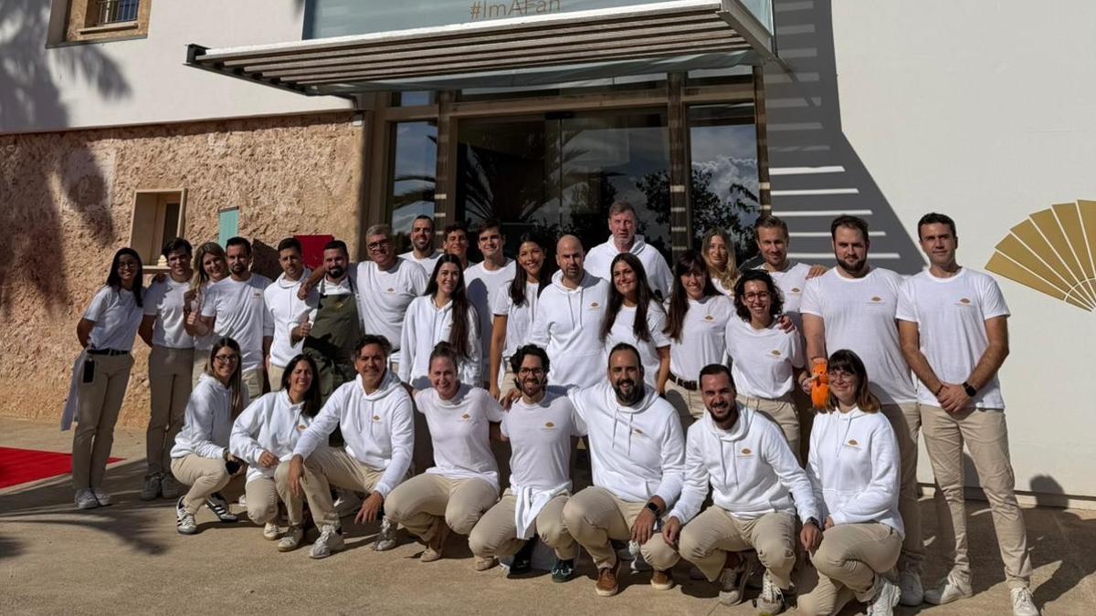 La organización del evento corrió a cargo de 35 miembros de Mandarin Oriental Punta Negra, Mallorca.