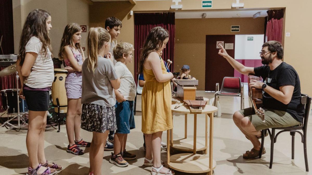 Classe de conjunt instrumental amb Quico Pugès al Local Catalunya d’Avinyó | TXUS GARCIA