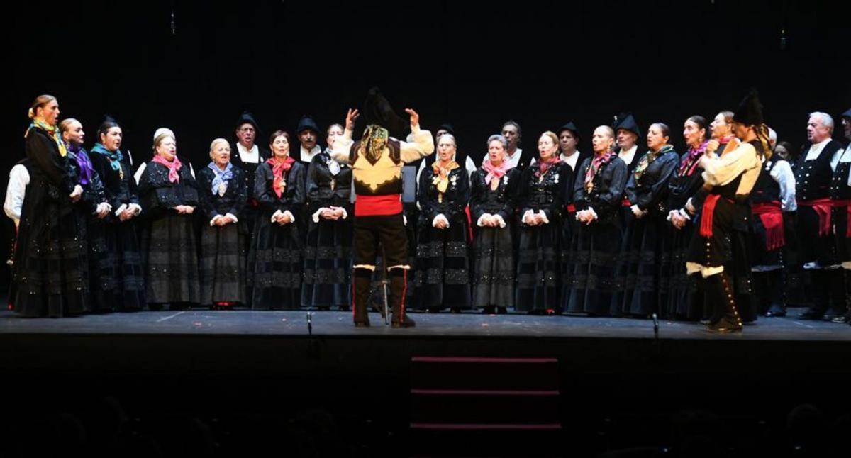 Cántigas, no teatro Rosalía. |  Carlos Pardellas