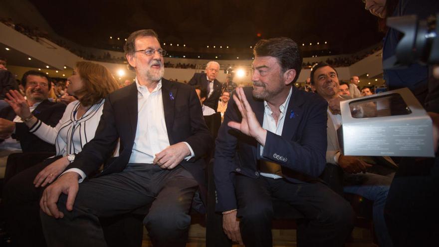 El lapsus de Rajoy con el nombre de Barcala... que luego arregló