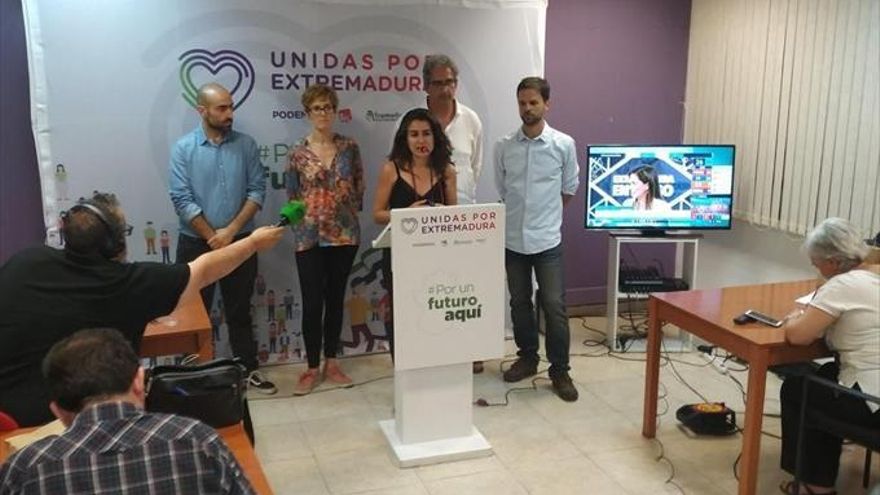 Unidas por Extremadura se queda en cuatro escaños, tras perder dos