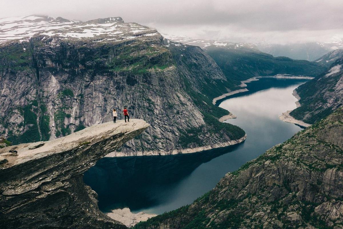 Trolltunga, Noruega