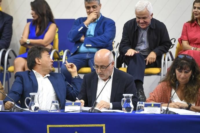 CANARIA. CABILDO INSULAR. LAS PALMAS DE GRAN CANARIA. Firma del pacto de Gobierno del Cabildo de Gran Canaria y presentación de las líneas estratégicas de trabajo. Fotos: Juan Castro  | 26/07/2019 | Fotógrafo: Juan Carlos Castro