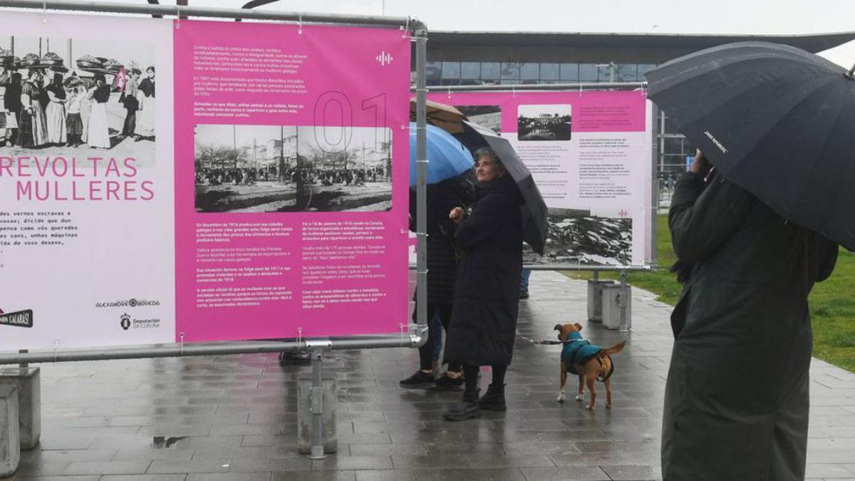 Exposición ‘Non calarás!, en la Marina. | Carlos Pardellas