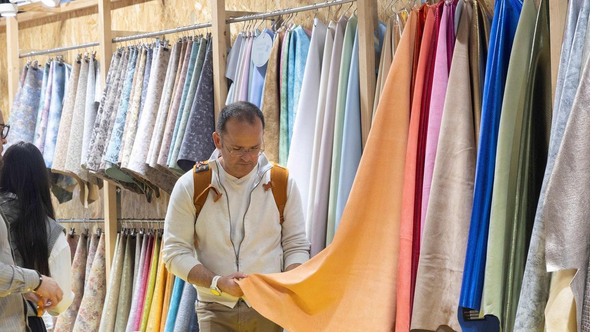 Así ven el futuro del sector los "jefes" del lujo y la innovación del calzado alicantino