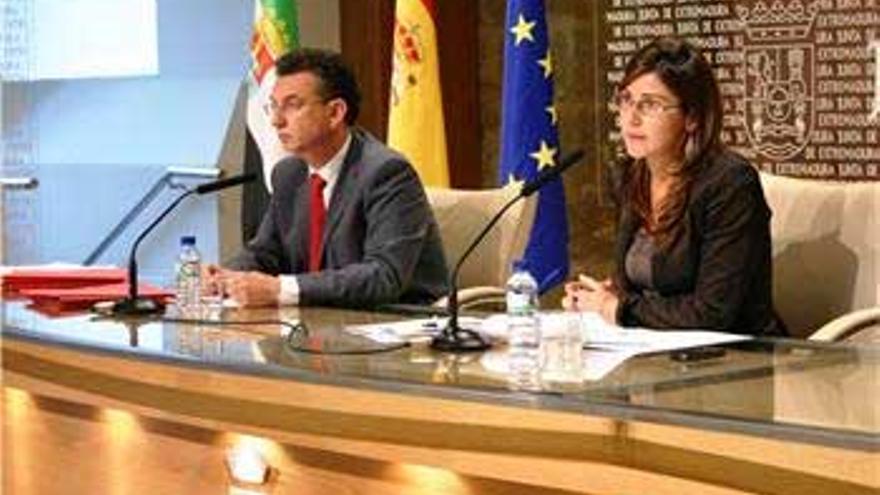 El Consejo de gobierno aprueba la creación de 246 puestos de trabajo para los centros de mayores de Montijo y Plasencia