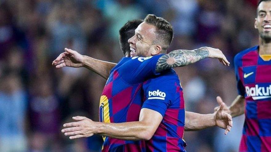 Un Barça pendiente del lesionado Messi salva los muebles ante el Villarreal