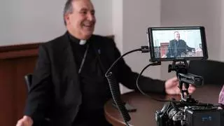 Obispo de Ibiza: «Es muy positivo que Rosalía y otros hablen sin miedo de temas religiosos»
