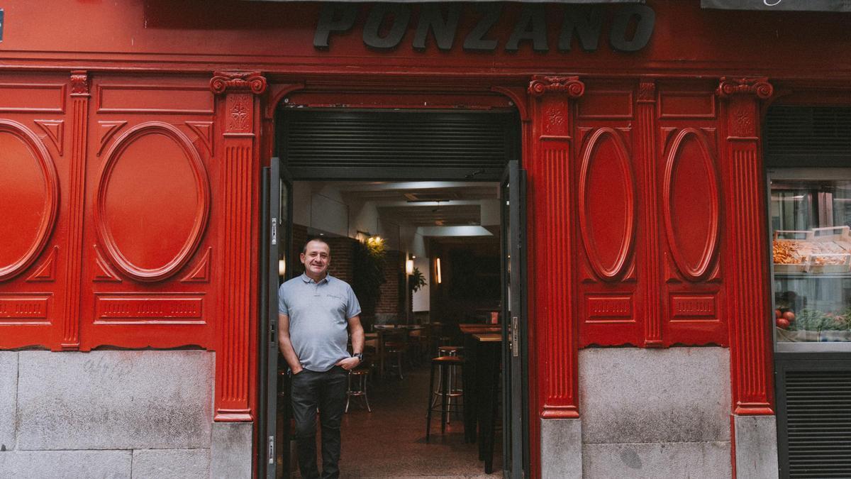 Paco García, dueño del restaurante Ponzano, que abrió sus puertas hace 37 años.