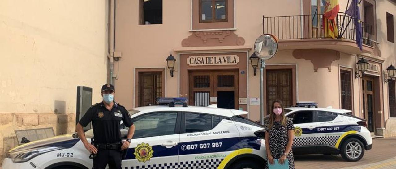 Vechículos ecológicos de la Policía Local de Museros.  | A.M.