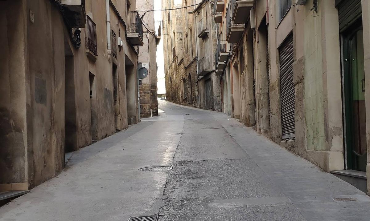 El carrer de Vallfonollosa de Manresa