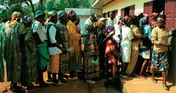 El Centro de Salud deBakou atiendea 10.000 personas.