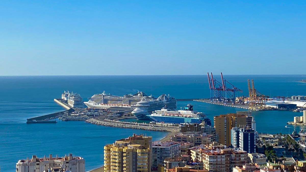 Vista del Puerto de Málaga.