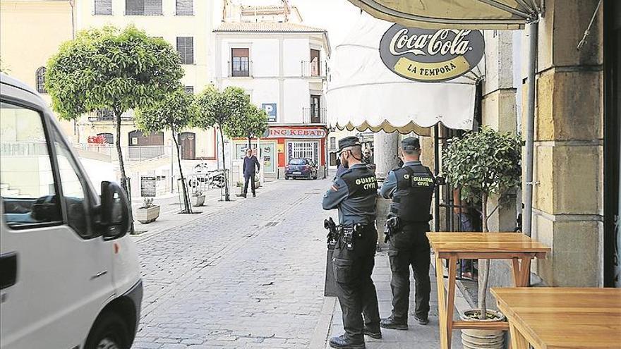 La Guardia Civil investiga varios robos en el centro