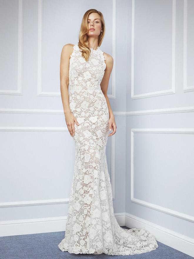 18 vestidos boho chic: modelo de corte sirena con encaje de flores