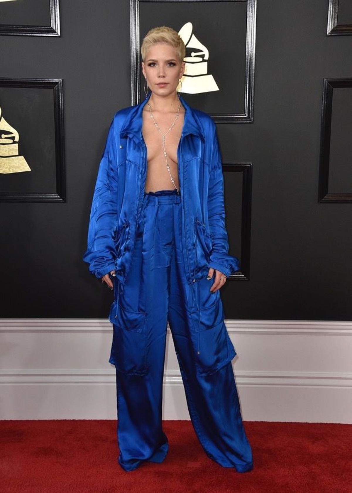 Premios Grammy 2017, Halsey