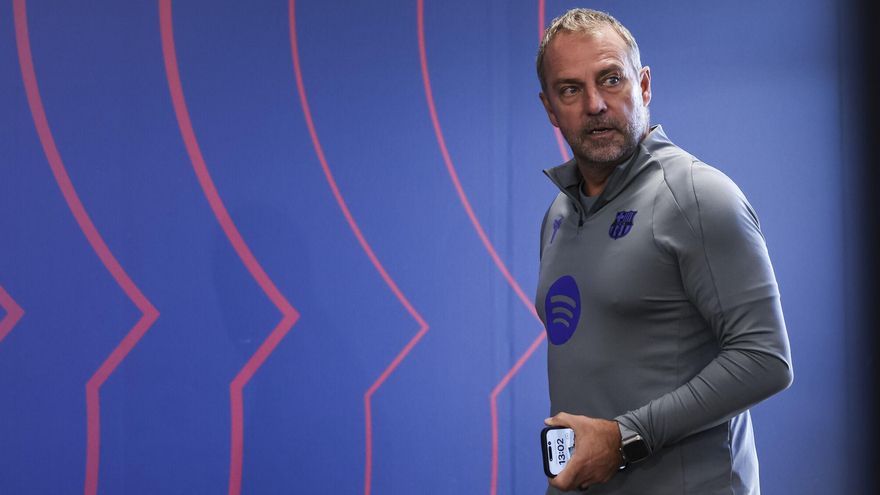 Flick pasa de tener un equipo a manejar una plantilla