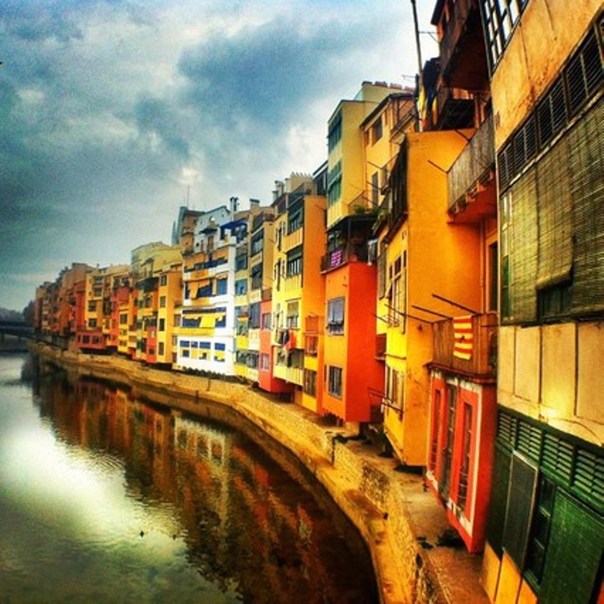 ’Cases del riu Onyar’ (Girona)