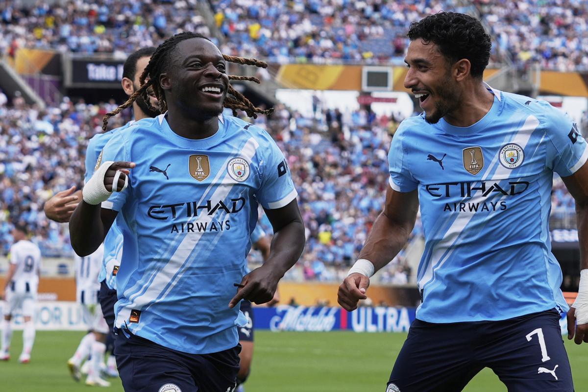 Doku celebra su gol ante la Juventus