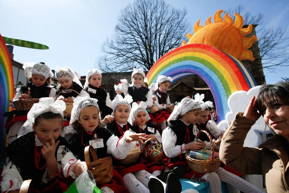 Pregón y desfile de las fiestas de El Bollo en Avilés