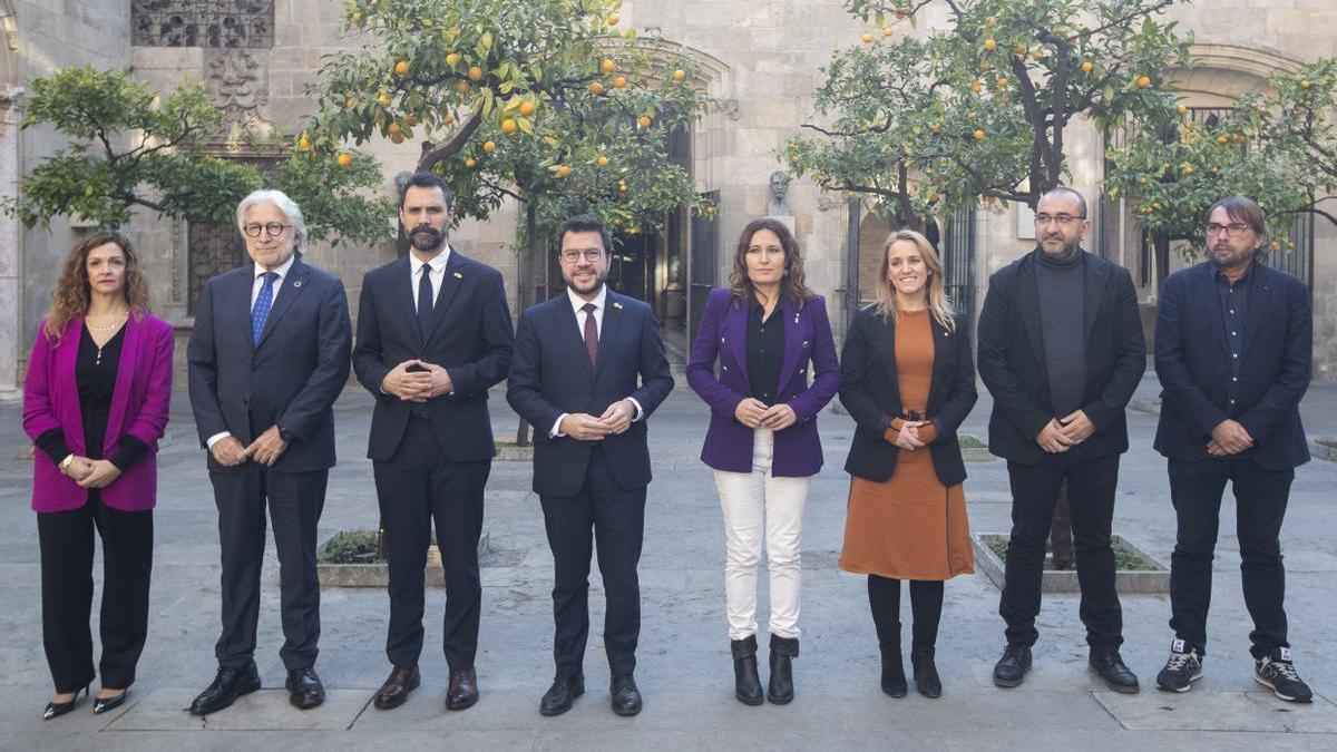 El ’president’ Pere Aragonès, junto a patronales y sindicatos.