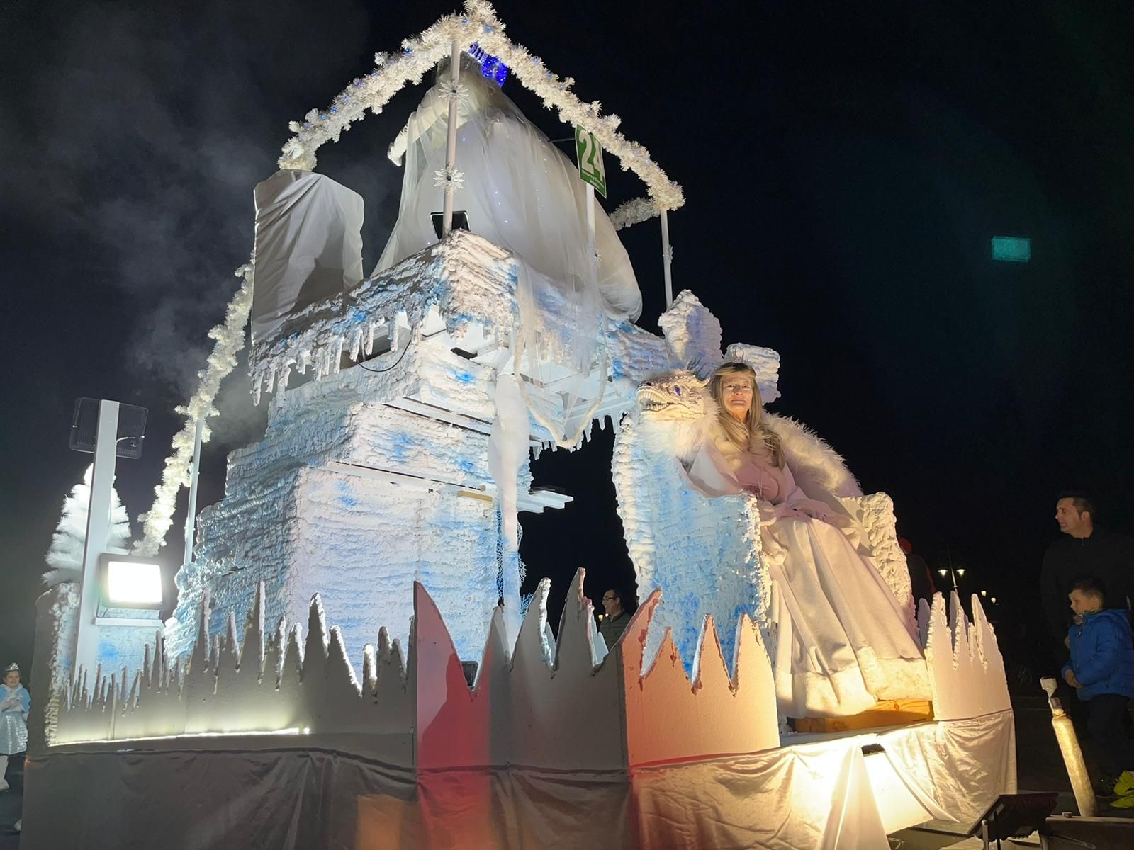 Gran noche de Carnaval en Ribadesella: todas las imágenes del desfile