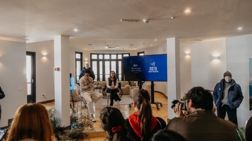 Andrés Velencoso presenta “A prueba de Islandia”