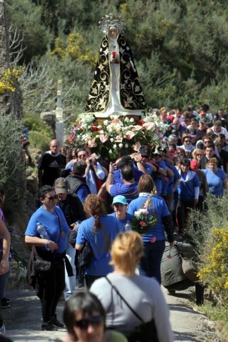 Subida de la Virgen de la Soledad al Calvario