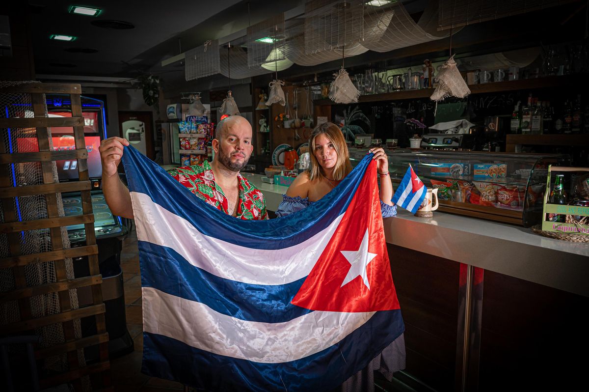 Cubans a Catalunya: «La revolució va condemnar Cuba a la misèria» Cubans a Catalunya: «La revolució va condemnar Cuba a la misèria»