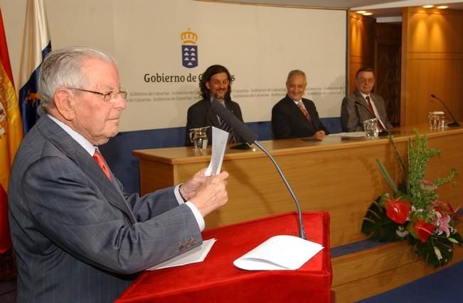 VI PREMIO INTERNACIONAL AGUSTIN MILLARES CARLO