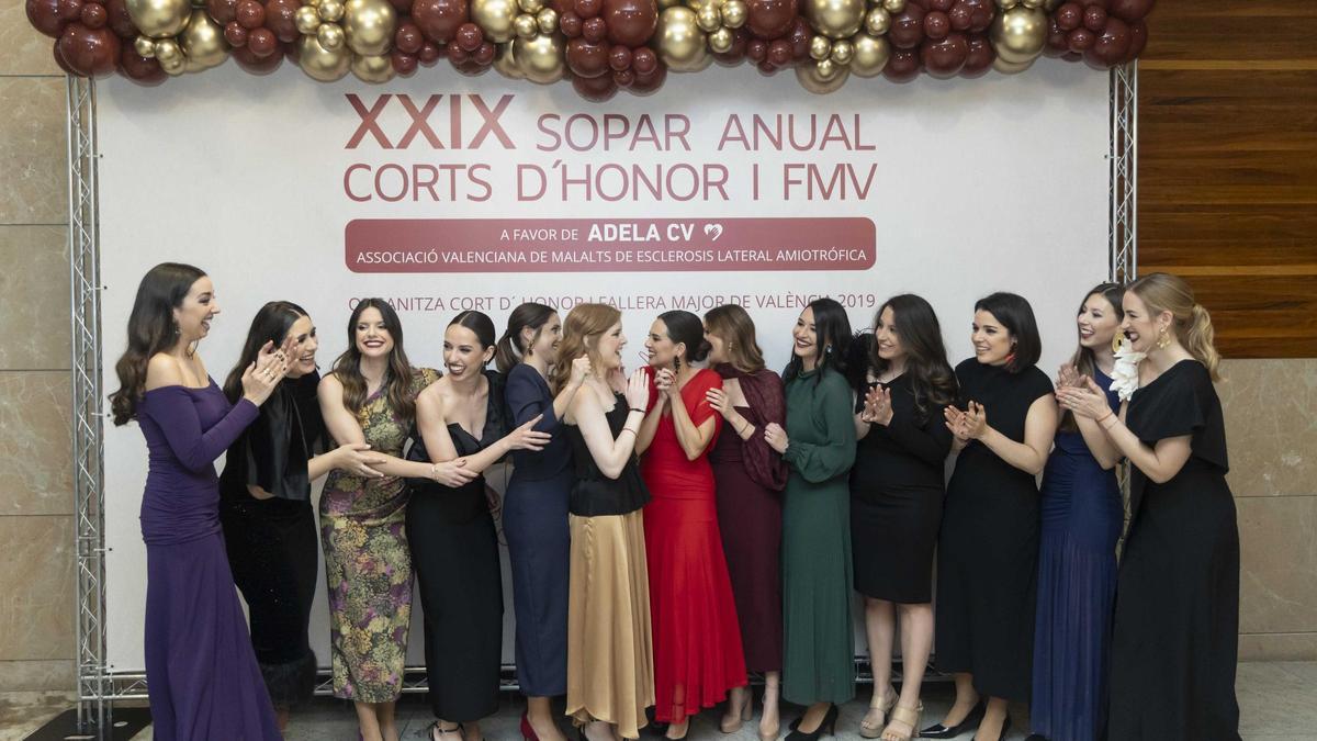 Así ha sido la Cena de Cortes de las Fallas 2025