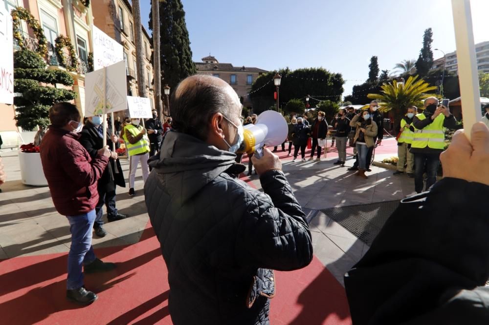 Vecinos de La Paz lanzan un SOS a Ballesta para que agilice el plan de Rejas