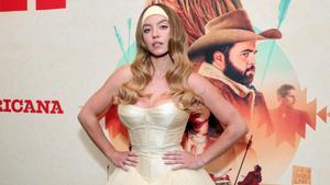 LOS ANGELES, CALIFORNIA - AUGUST 03: Sydney Sweeney attends the Los Angeles Special Screening of Americana at Desert 5 Spot on August 03, 2025 in Los Angeles, California. Emma McIntyre/Getty Images/AFP (Photo by Emma McIntyre / GETTY IMAGES NORTH AMERICA / Getty Images via AFP)