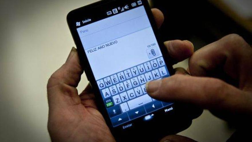 Un estudio afirma que escribir en lenguaje SMS no empeora la ortografía