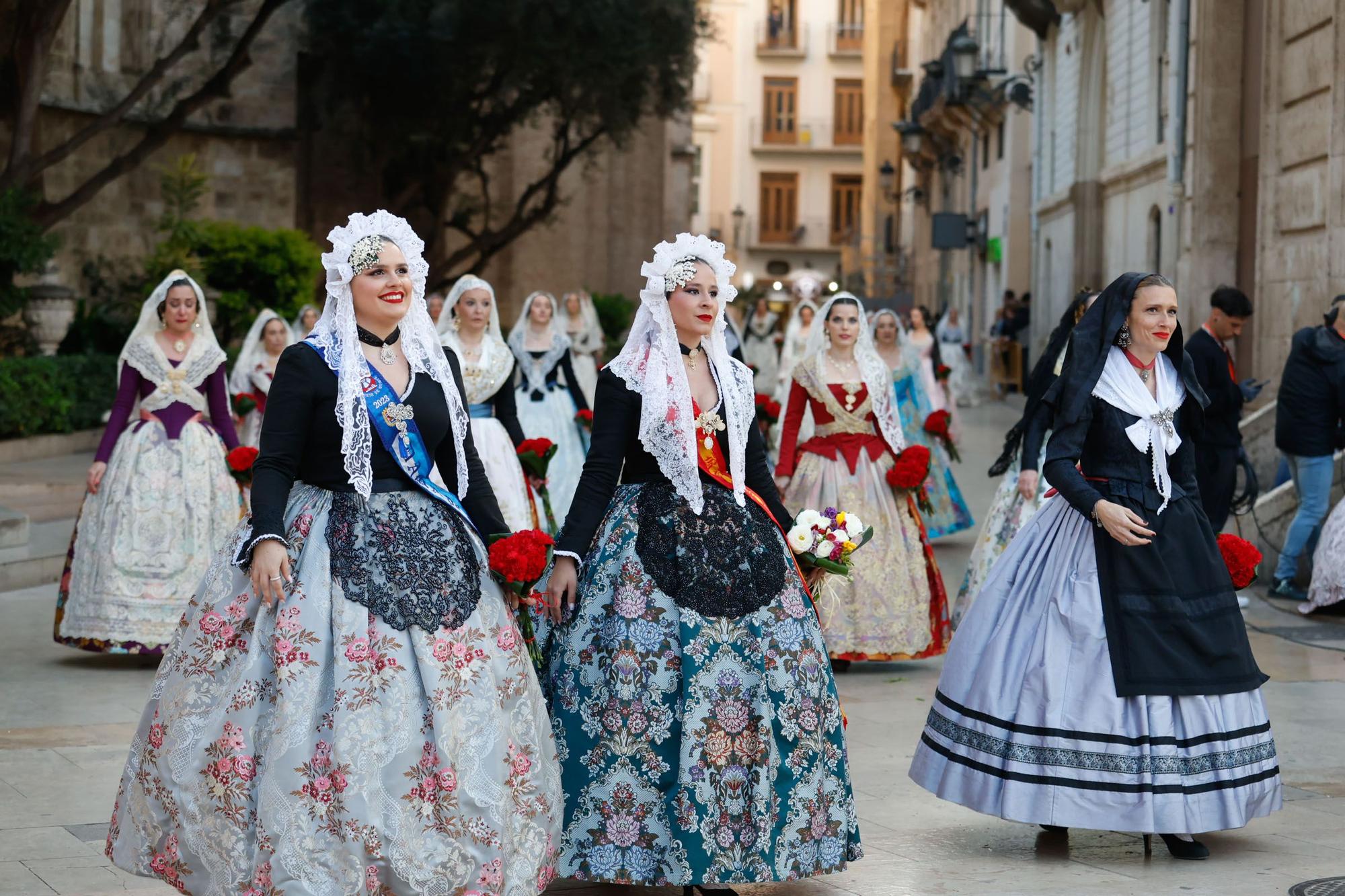 Búscate en el primer día de la Ofrenda en la calle San Vicente entre las 18:00 y las 19:00