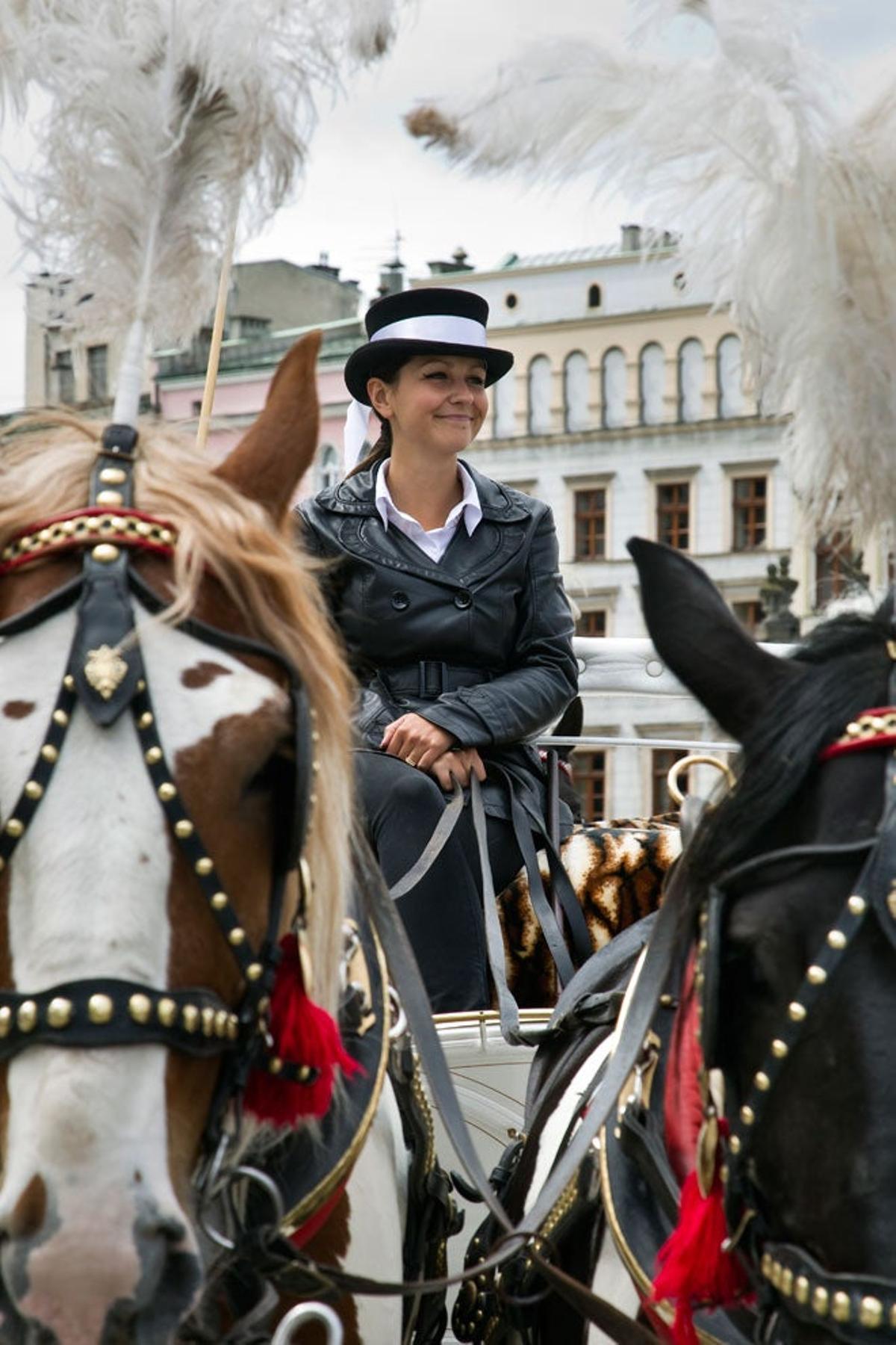 Una cochera en la Plaza del Mercado de Cracovia.