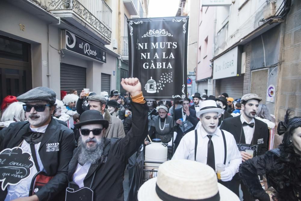 Set mil persones desborden els carrers de Sallent en un Carnaval multitudinari