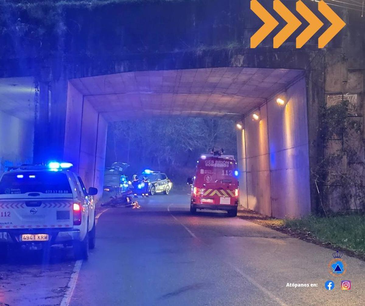El GES de Brión interviene en un accidente de tráfico.