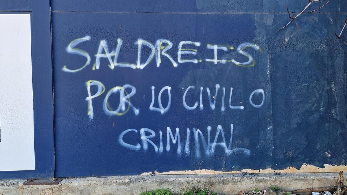 Imagen de una de las pintadas.