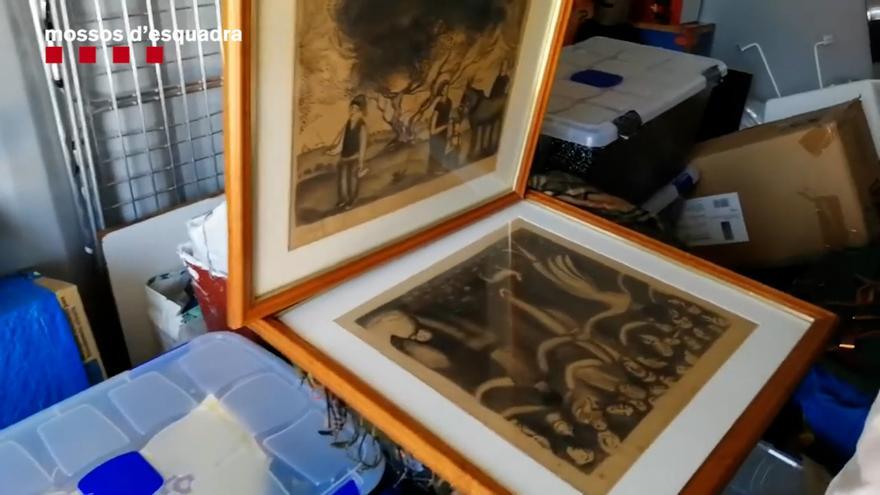 Desarticulen una banda que va robar per casualitat dos carbonets de Dalí valorats en 300.000 euros