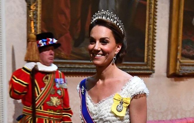 Kate Middleton con una de las tiaras favoritas de Lady Di