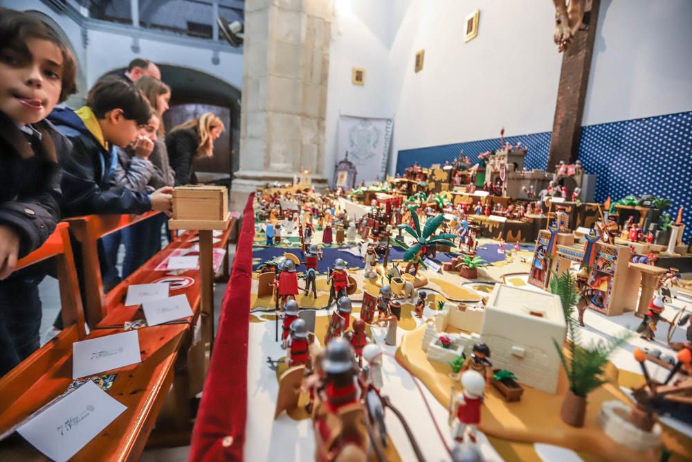 Belén de Playmobil en la iglesia de San Sebastián